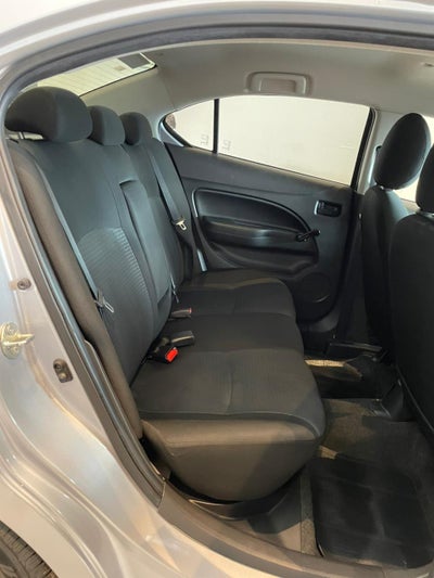 2022 Dodge Attitude SE, L3, 1.2L, 76 CP, 4 PUERTAS, AUT